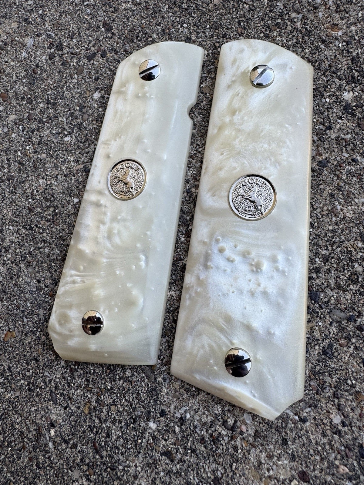 1911 45 38 Super Full Size Resin Silver Colt Coin Gun Pistol Grip Cachas