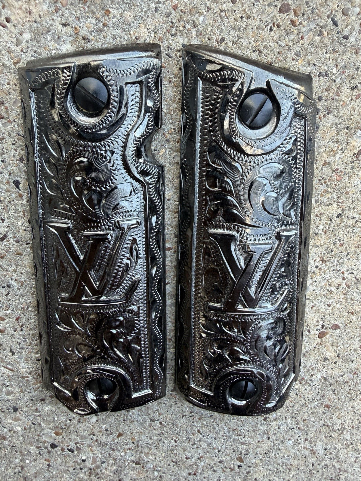 1911 45 38 Super Full Size Gun Pistol Grip Cachas & Screws
