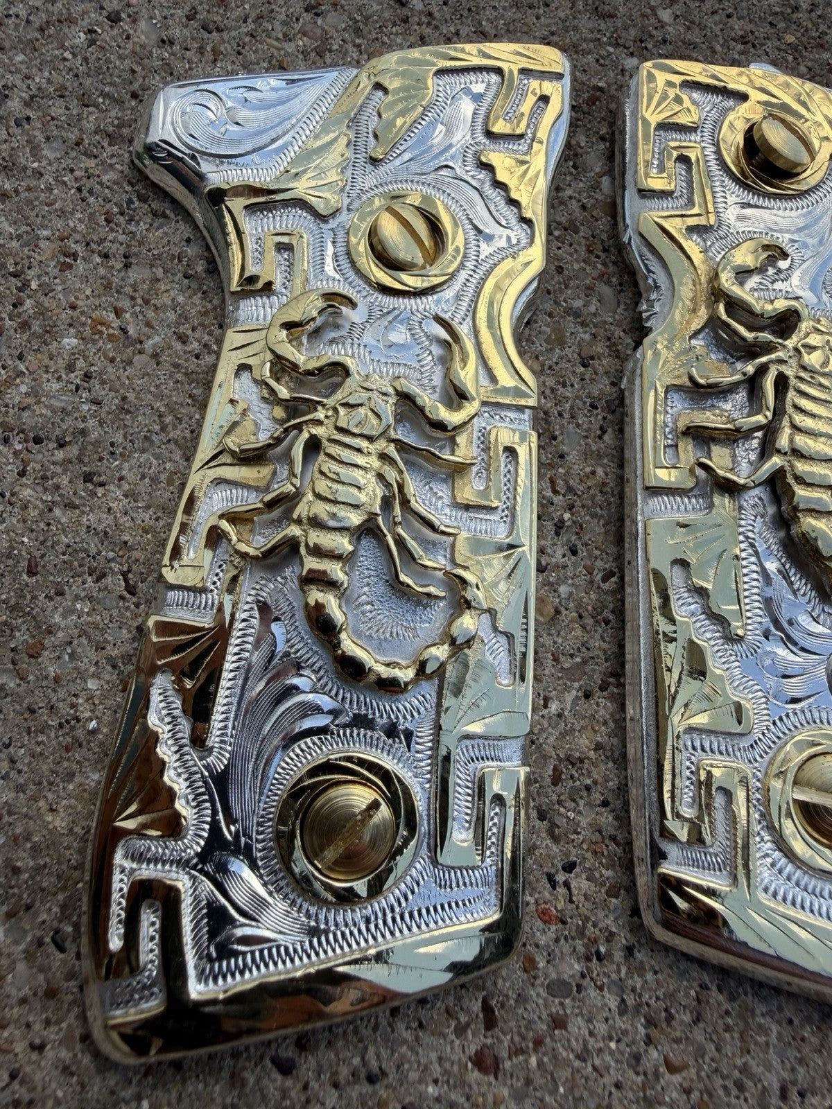 Beretta 92FS Cachas Scorpion Gold Plated Pistol Custom Grips & Gold Screws