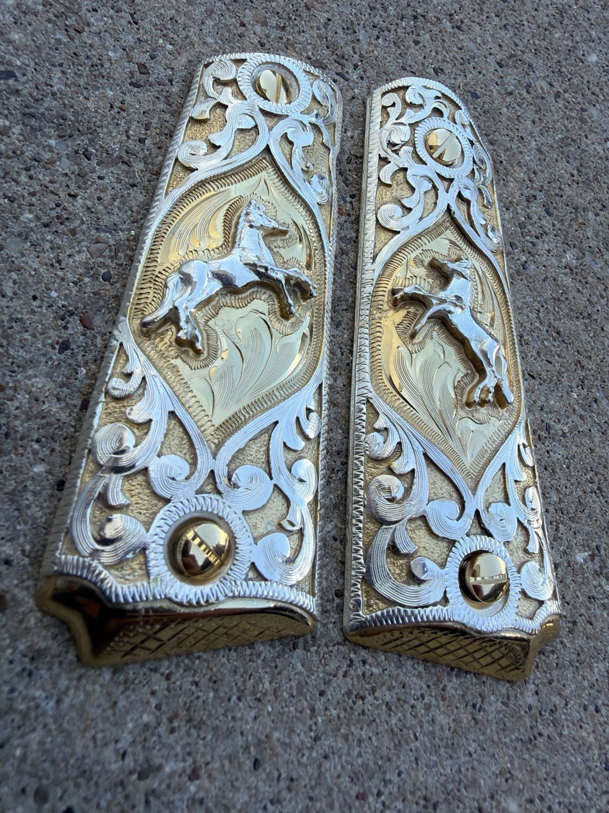 1911 45 38 Super Full Size Horse Gold Gun Pistol Grip Cachas & 24K Screws