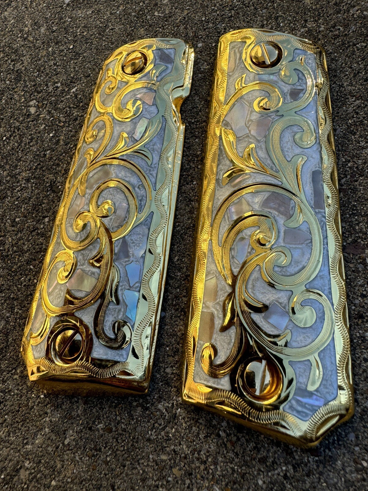 1911 45 38 Super Full Size Gold Gun Pistol Grip Cachas Chapeado & 24K Screws