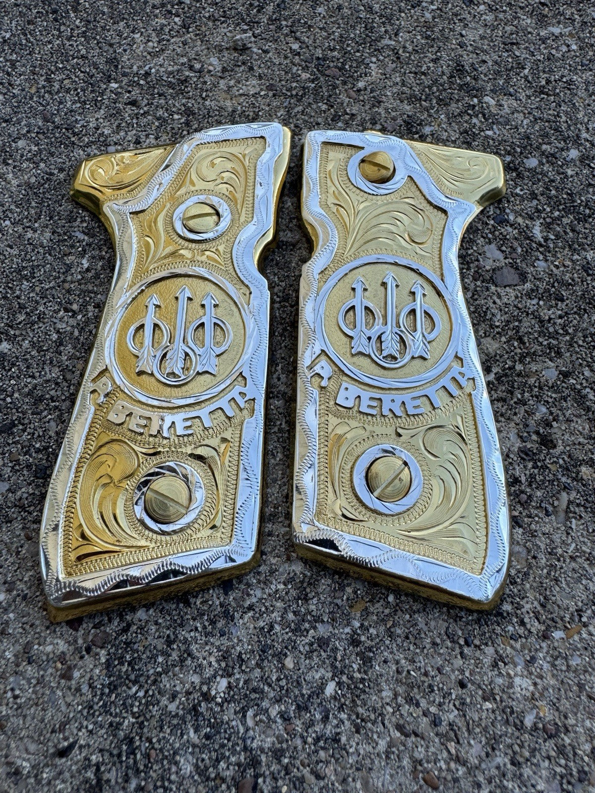 Beretta 92FS Cachas Gold Plated Pistol Custom Grips & Gold Screws