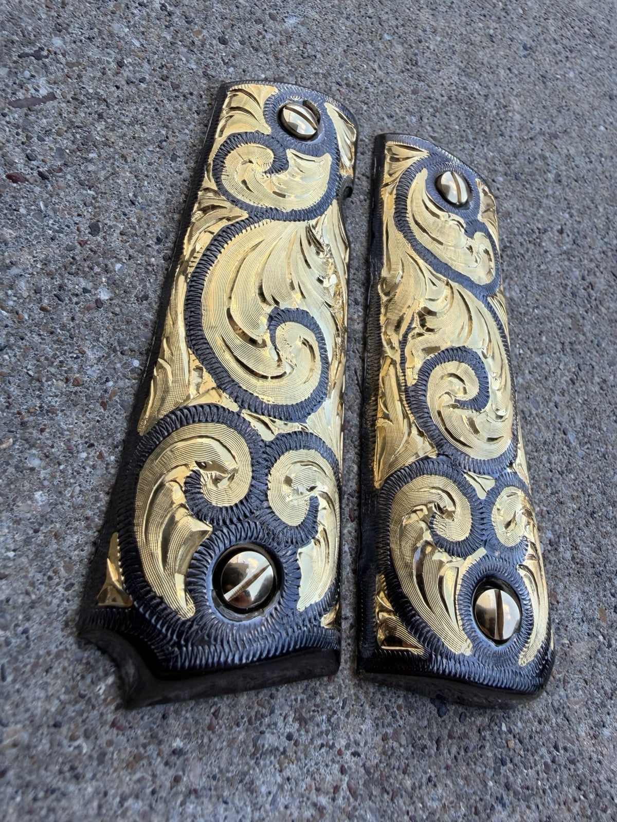 1911 45 38 Super Full Size Gold Gun Pistol Grip Cachas Chapeado & 24K Screws