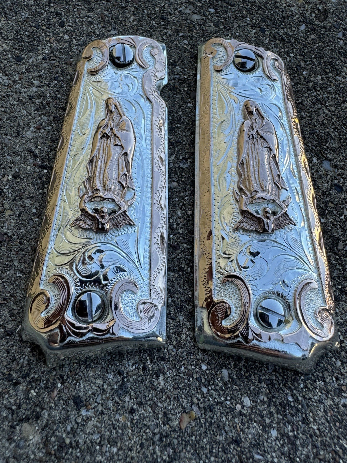1911 45 38 Super Full Size Virgen De Guadalupe Gold Pistol Grip Cachas & Screws
