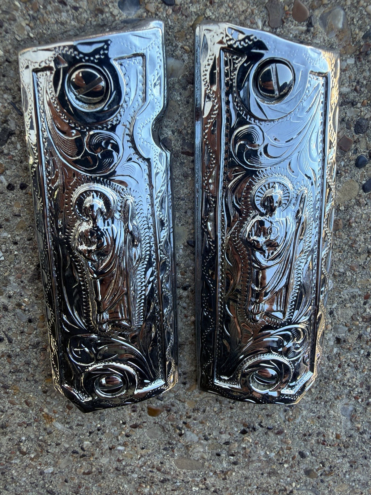 1911 45 38 Super Full Size San Judas Gun Pistol Grip Cachas & Polished Screws