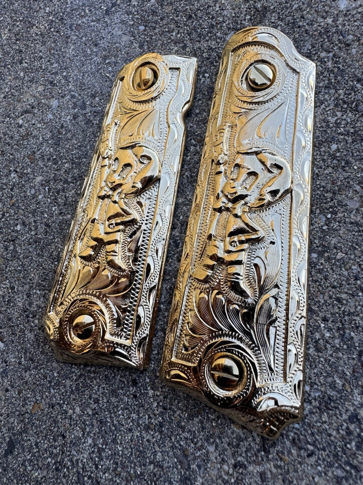 1911 45 38 Super Full Size Richie Rich Gold Gun Pistol Grip Cachas & 24K Screws