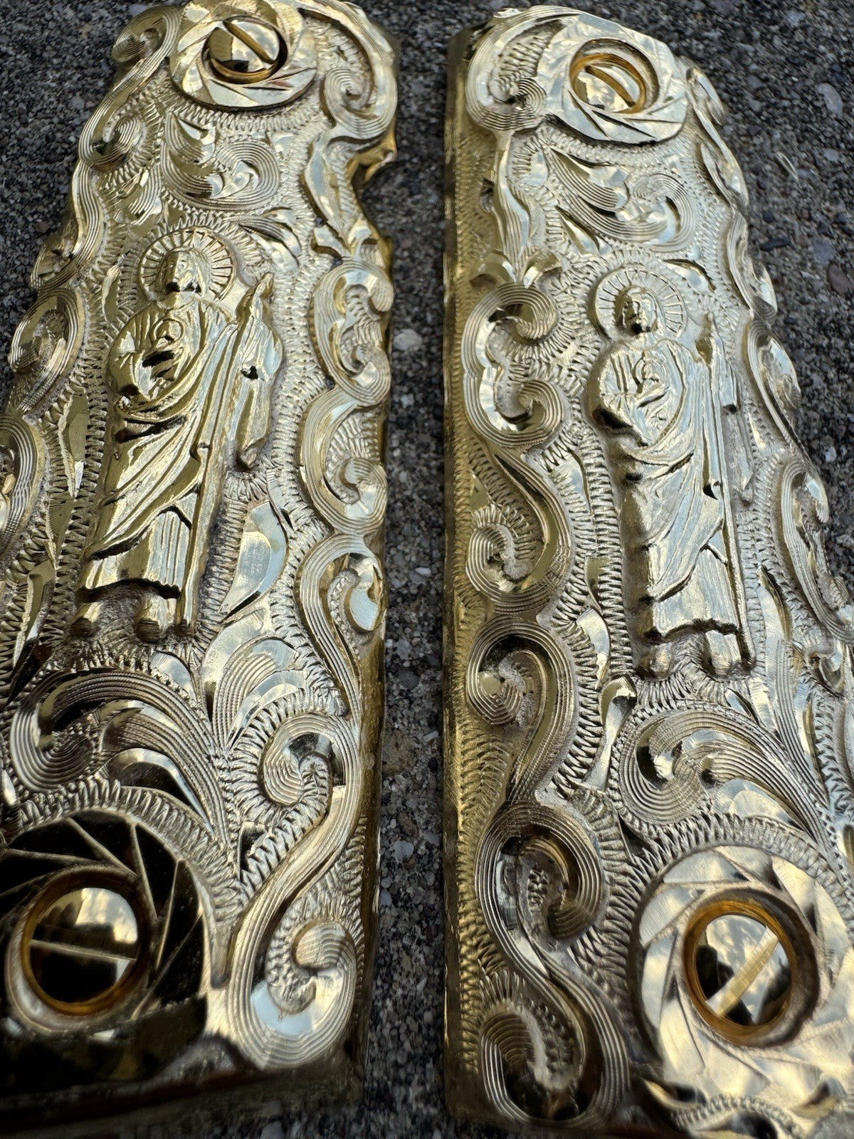 1911 45 38 Super Full Size San Judas Gold Gun Pistol Grip Cachas & 24K Screws