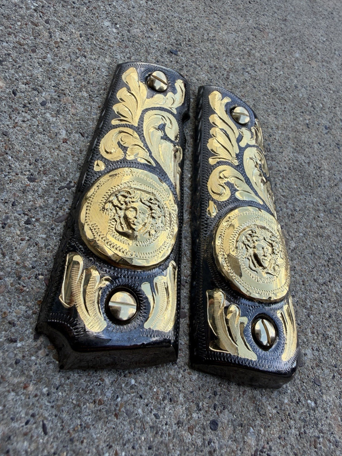 1911 45 38 Super Full Size Versace Gold Gun Pistol Grip Cachas & 24K Screws
