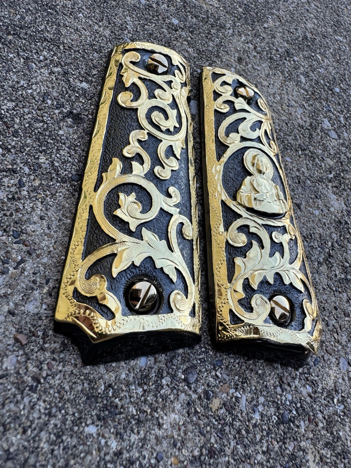 1911 45 38 Super Full Size San Judas Gold Gun Pistol Grip Cachas & 24K Screws