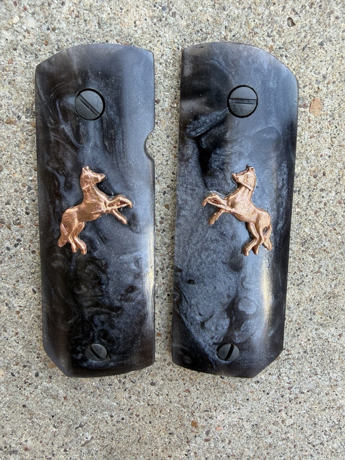 1911 45 38 Super Full Size Black Resin Gun Pistol Grip Cachas & Screws