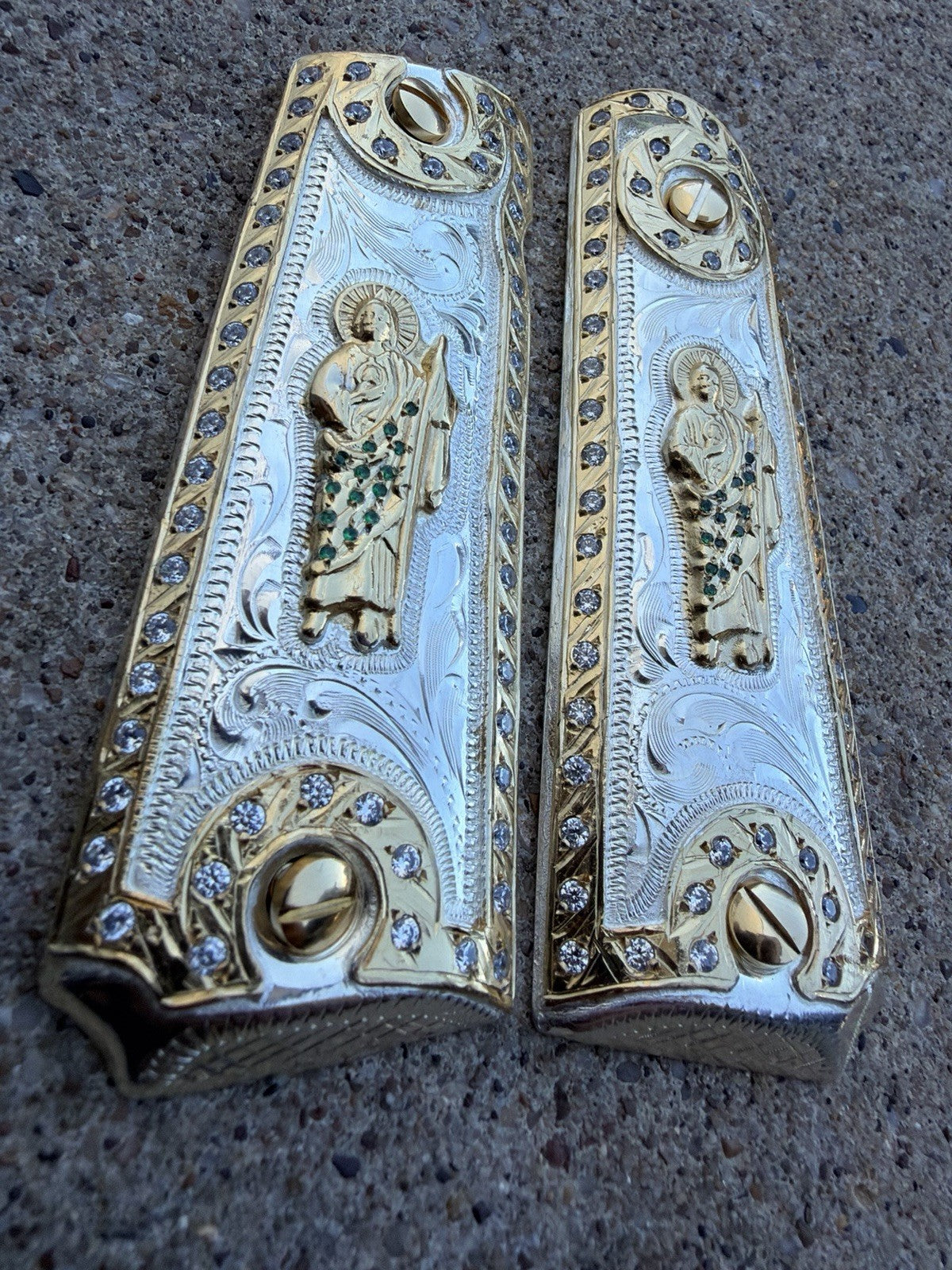 1911 ZIRCONIAS 45 38 SUPER COLT SAN JUDAS GOLD GUN PISTOL GRIP CACHAS & 24KSCREW