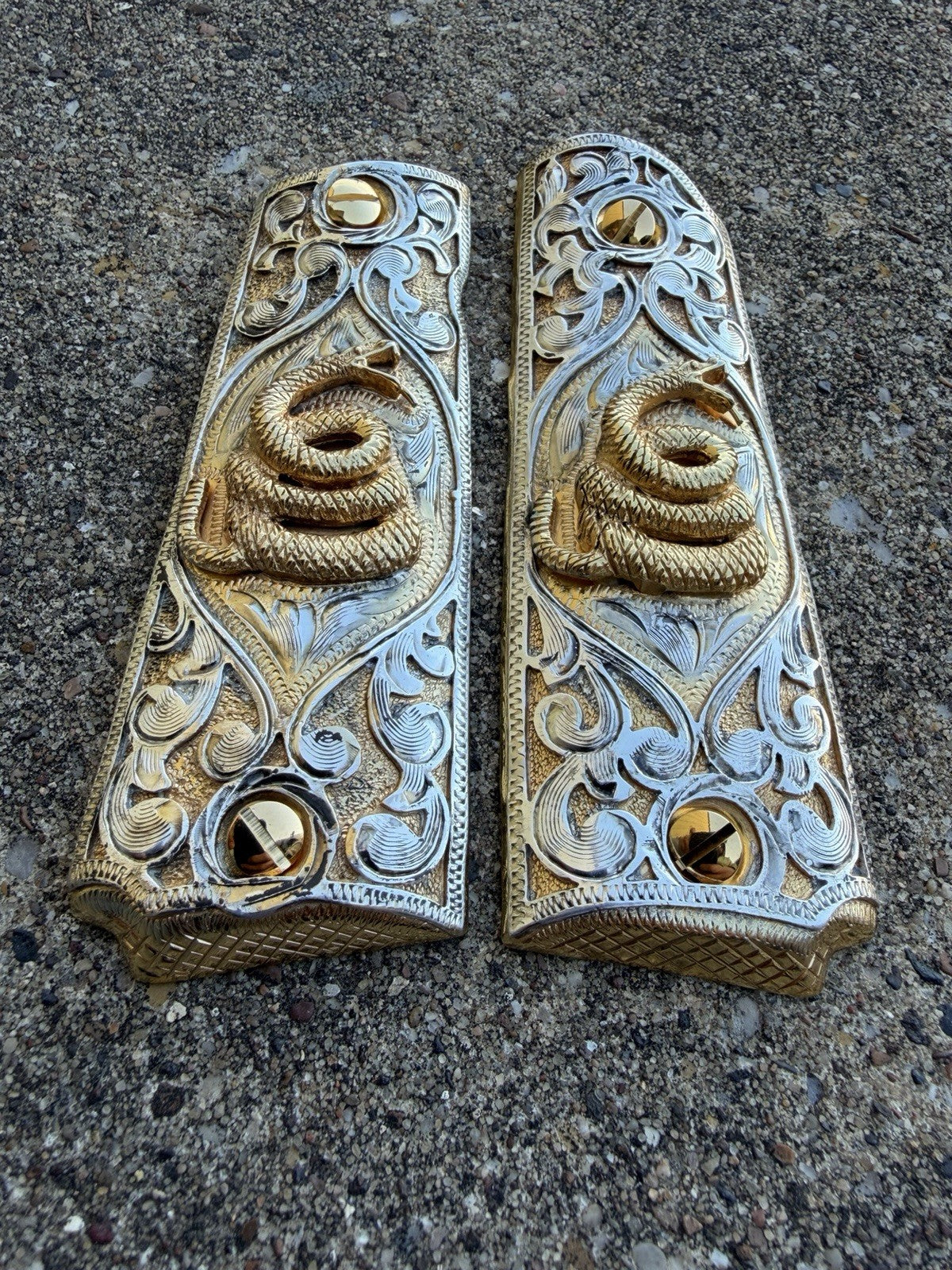 1911 45 38 Super Full Size Snake Gold Gun Pistol Grip Cachas & 24K Screws