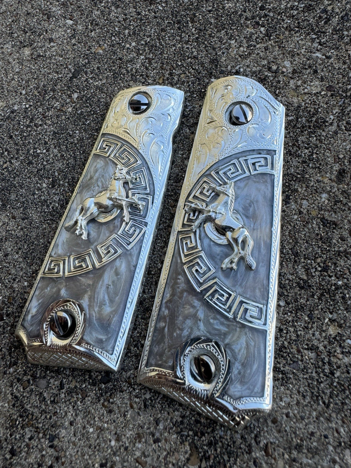 1911 45 38 Super Full Size Colt Horse Gun Pistol Grip Cachas & Polished Screws