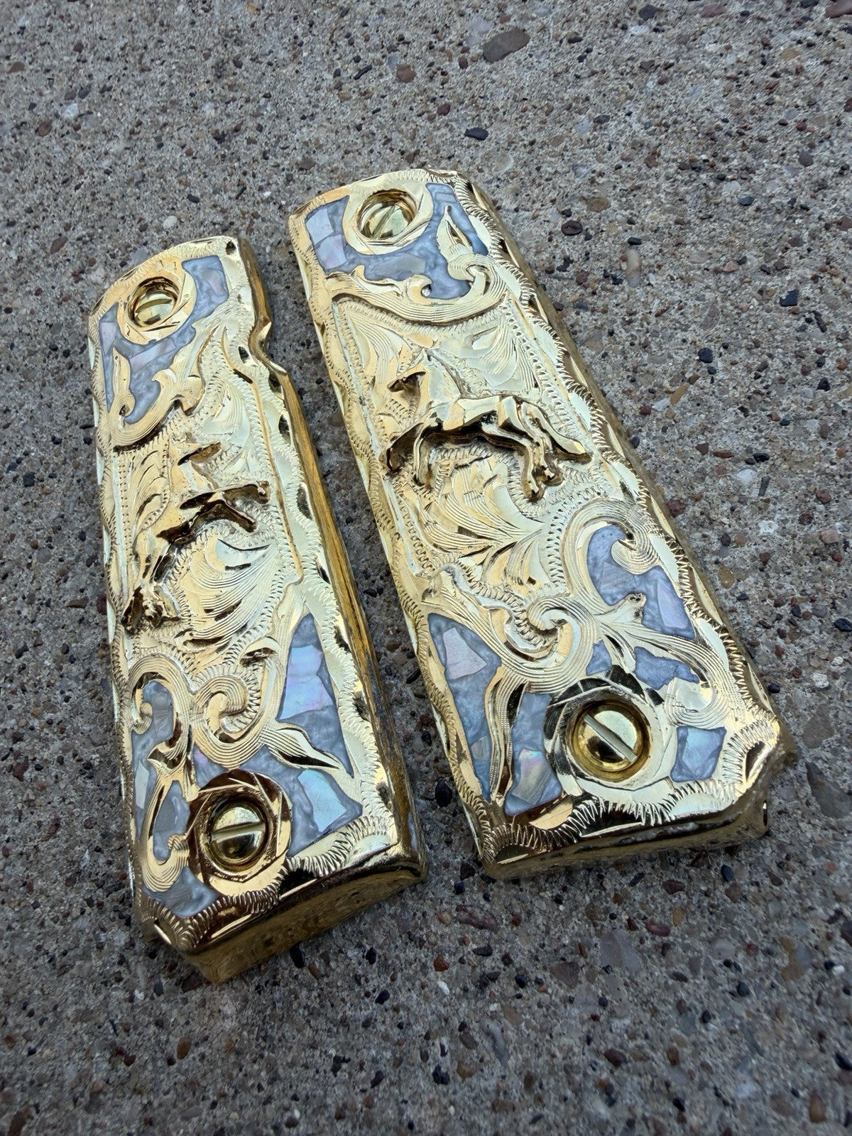 1911 45 38 Super Full Size Horse Gold Gun Pistol Grip Cachas & 24K Screws