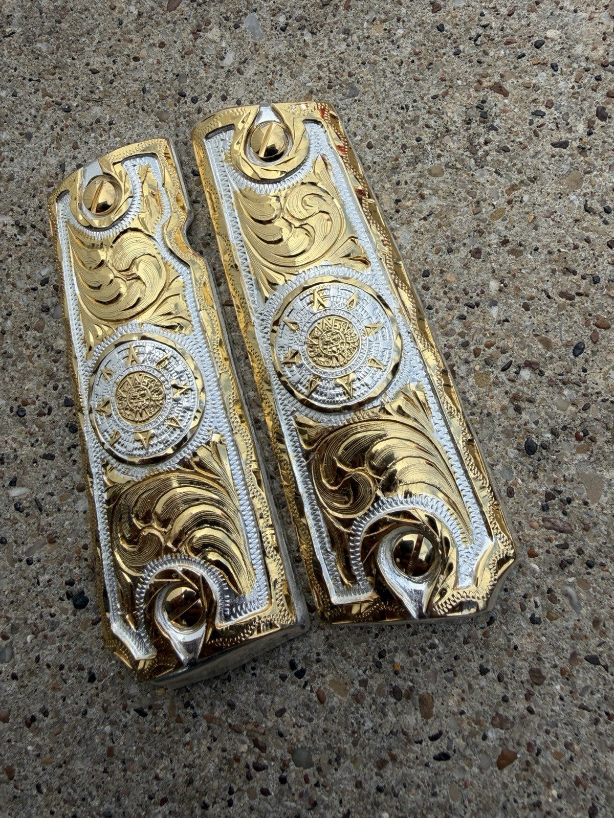 1911 45 38 Super Full Size Aztec Gold Gun Pistol Grip Cachas & 24K Screws