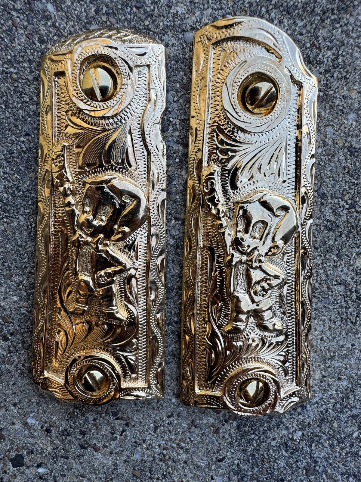 1911 45 38 Super Full Size Richie Rich Gold Gun Pistol Grip Cachas & 24K Screws