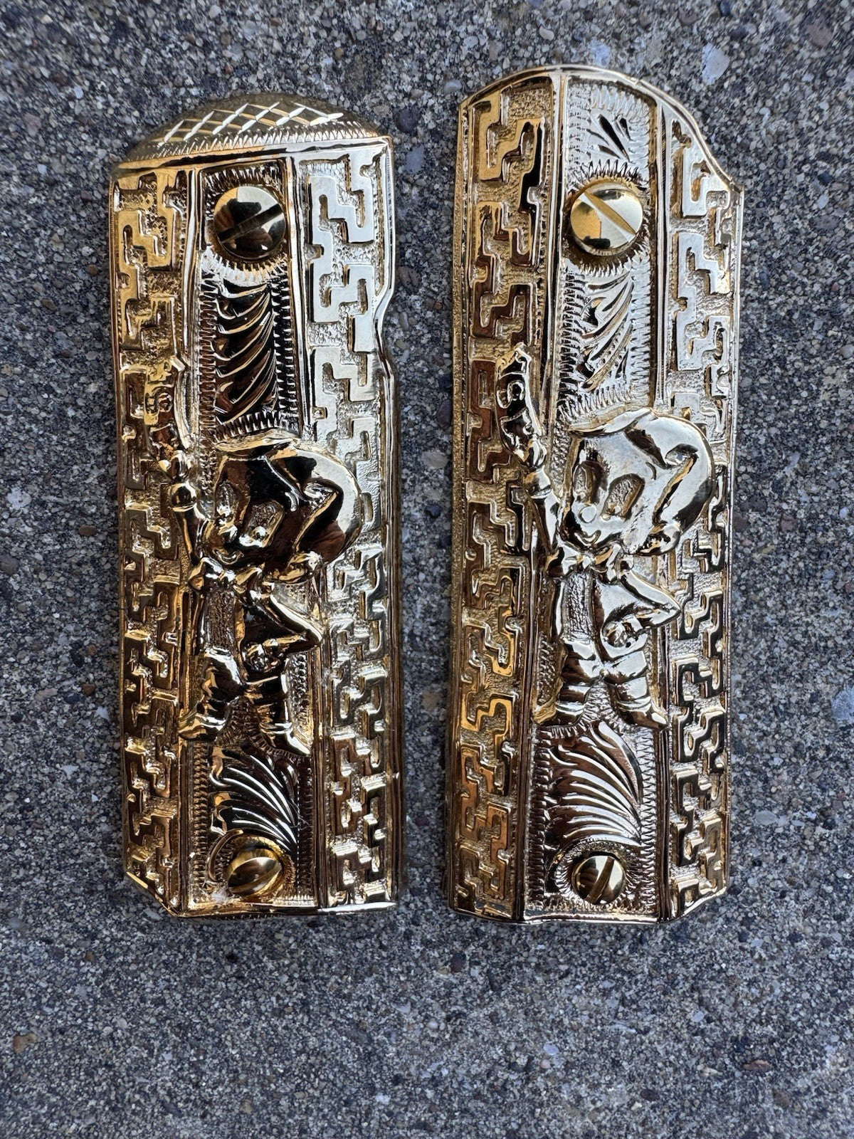 1911 45 38 Super Full Size Richie Rich Gold Gun Pistol Grip Cachas & 24K Screws