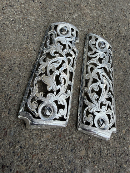 1911 45 38 Super Full Size Gun Pistol Grip Cachas & Polished Screws