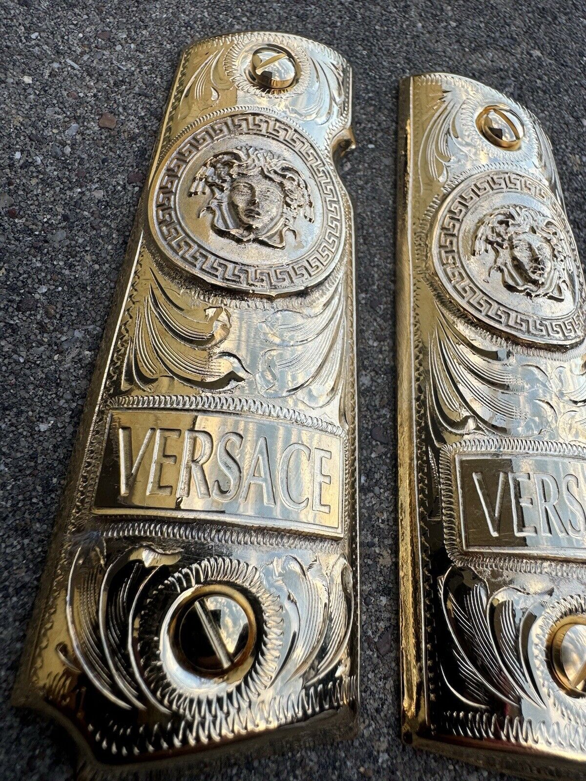 1911 45 38 Super Full Size Versace Gold Gun Pistol Grip Cachas & 24K Screws