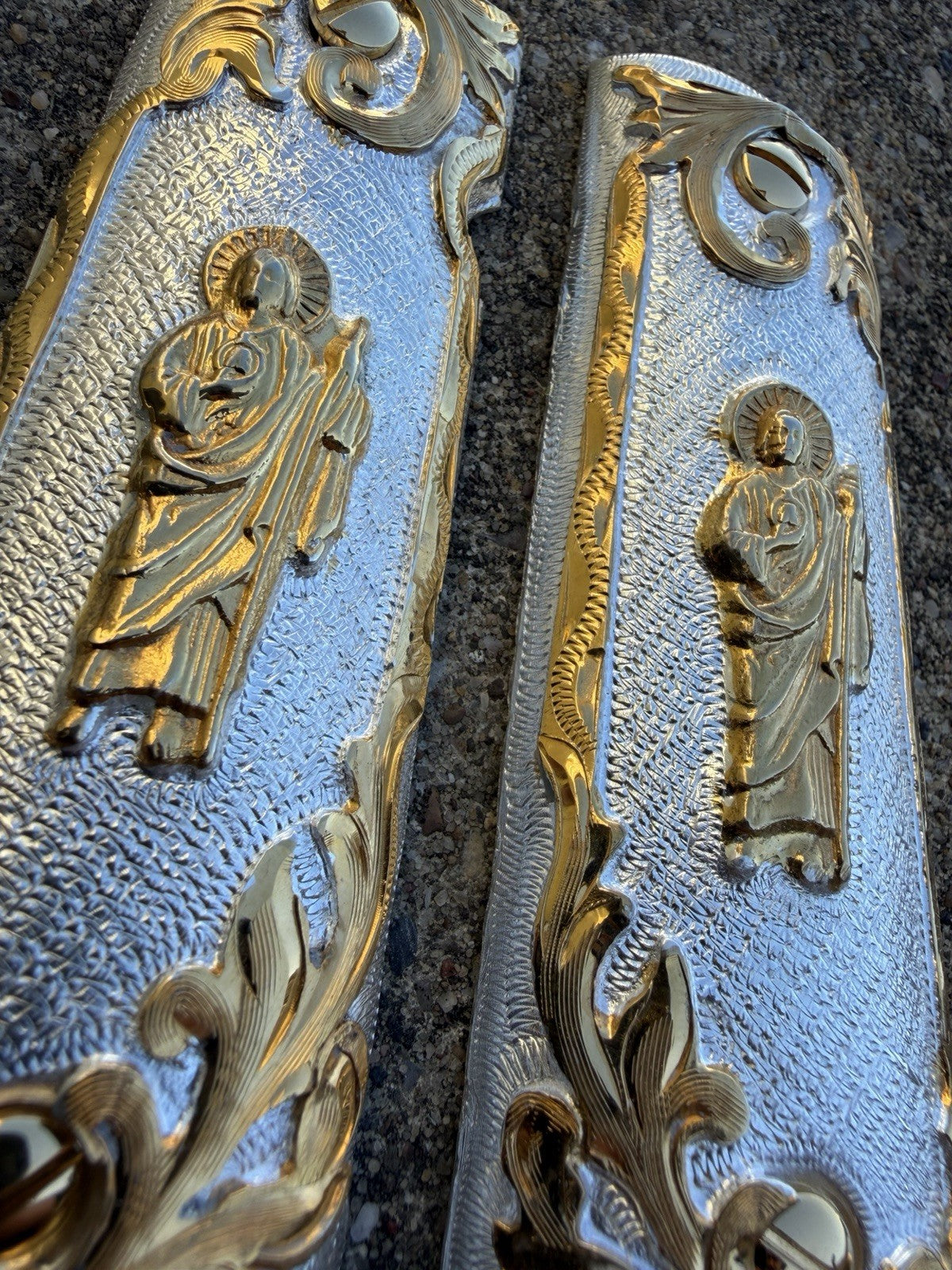 1911 45 38 Super Full Size San Judas Gold Gun Pistol Grip Cachas & 24K Screws