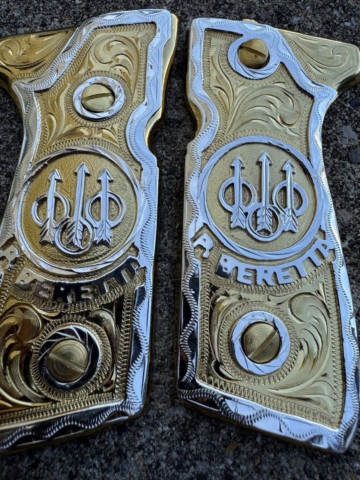 Beretta 92FS Cachas Gold Plated Pistol Custom Grips & Gold Screws