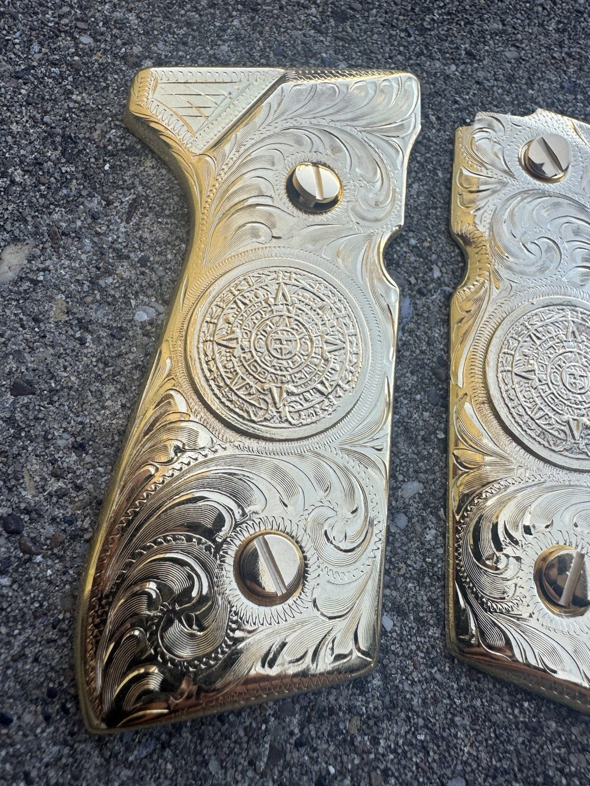 Beretta 92FS Cachas Scorpion Gold Plated Pistol Custom Grips & Gold Screws