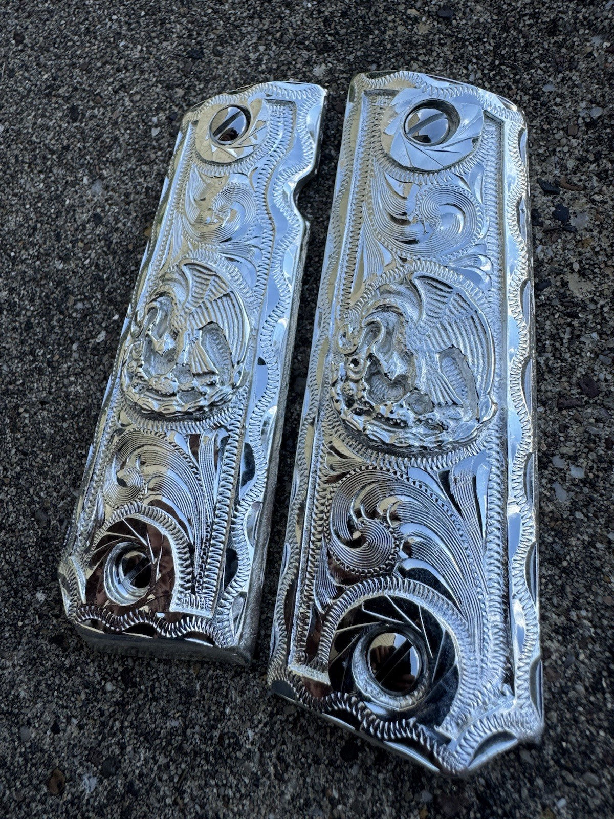 1911 45 38 Super Full Size Mexican Eagle Gun Pistol Grip Cachas & Polished Screw