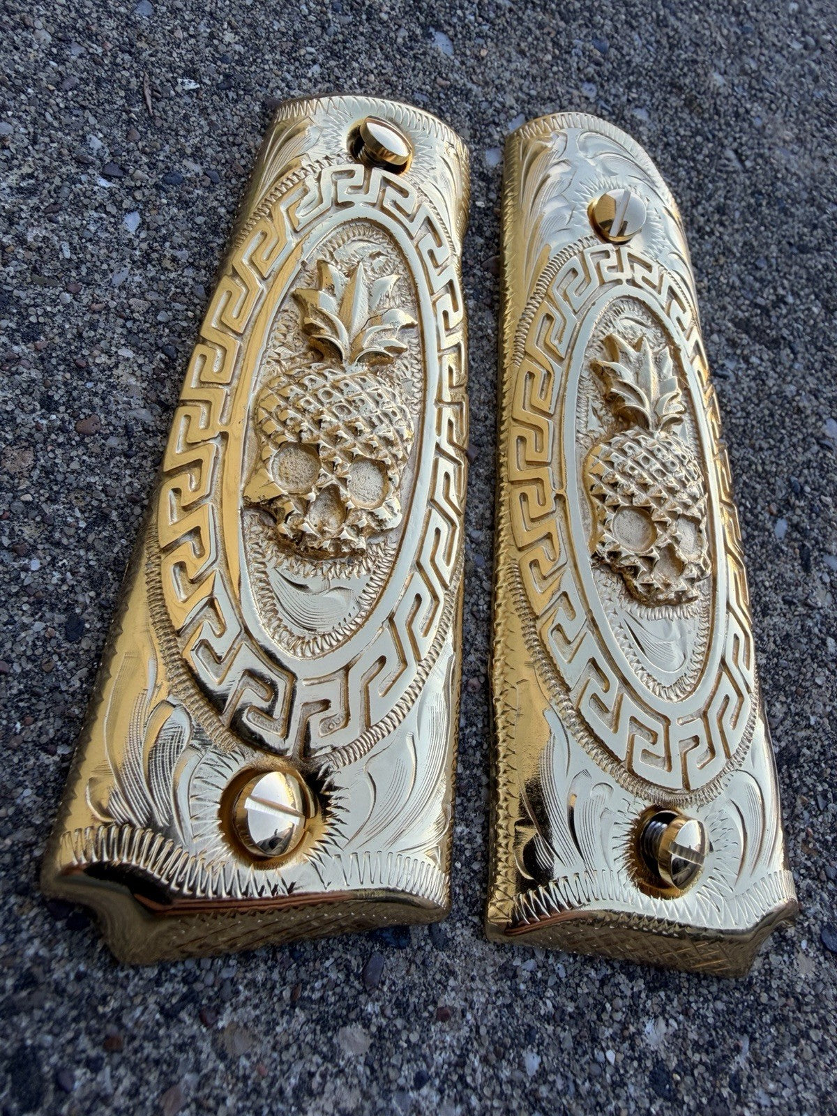 1911 45 38 Super Full Size Gold Gun Pistol Grip Cachas Chapeado & 24K Screws