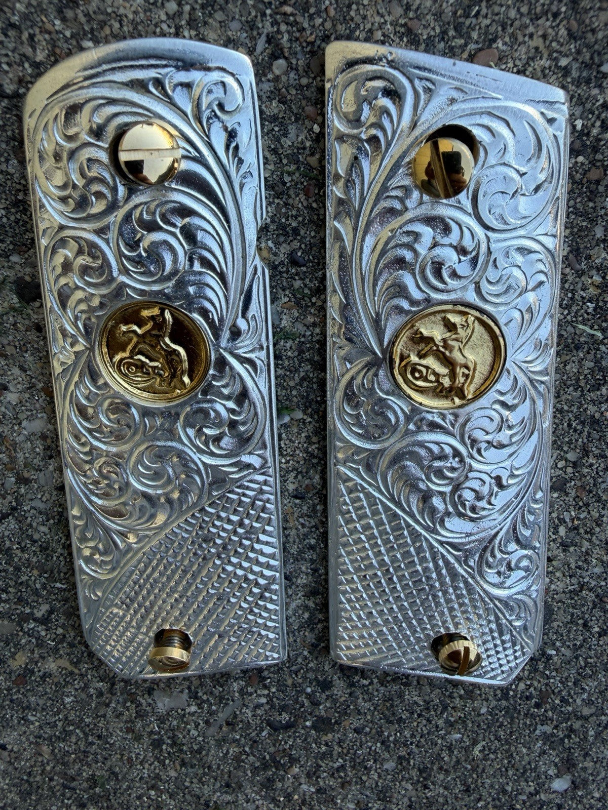 1911 45 38 Super Full Size Gold Gun Pistol Grip Cachas Chapeado & 24K Screws