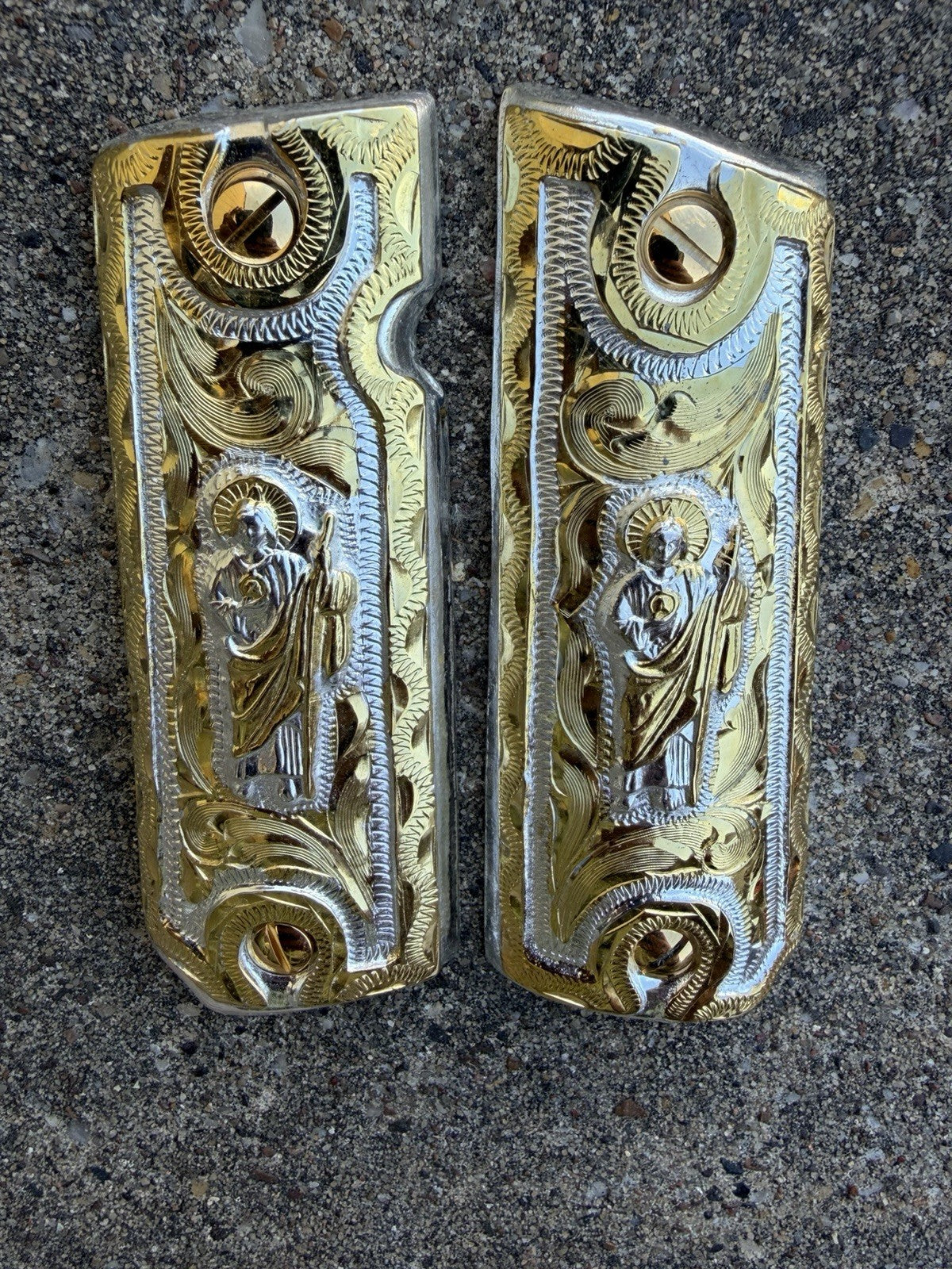 1911 45 38 Super Full Size San Judas Gold Gun Pistol Grip Cachas & 24K Screws