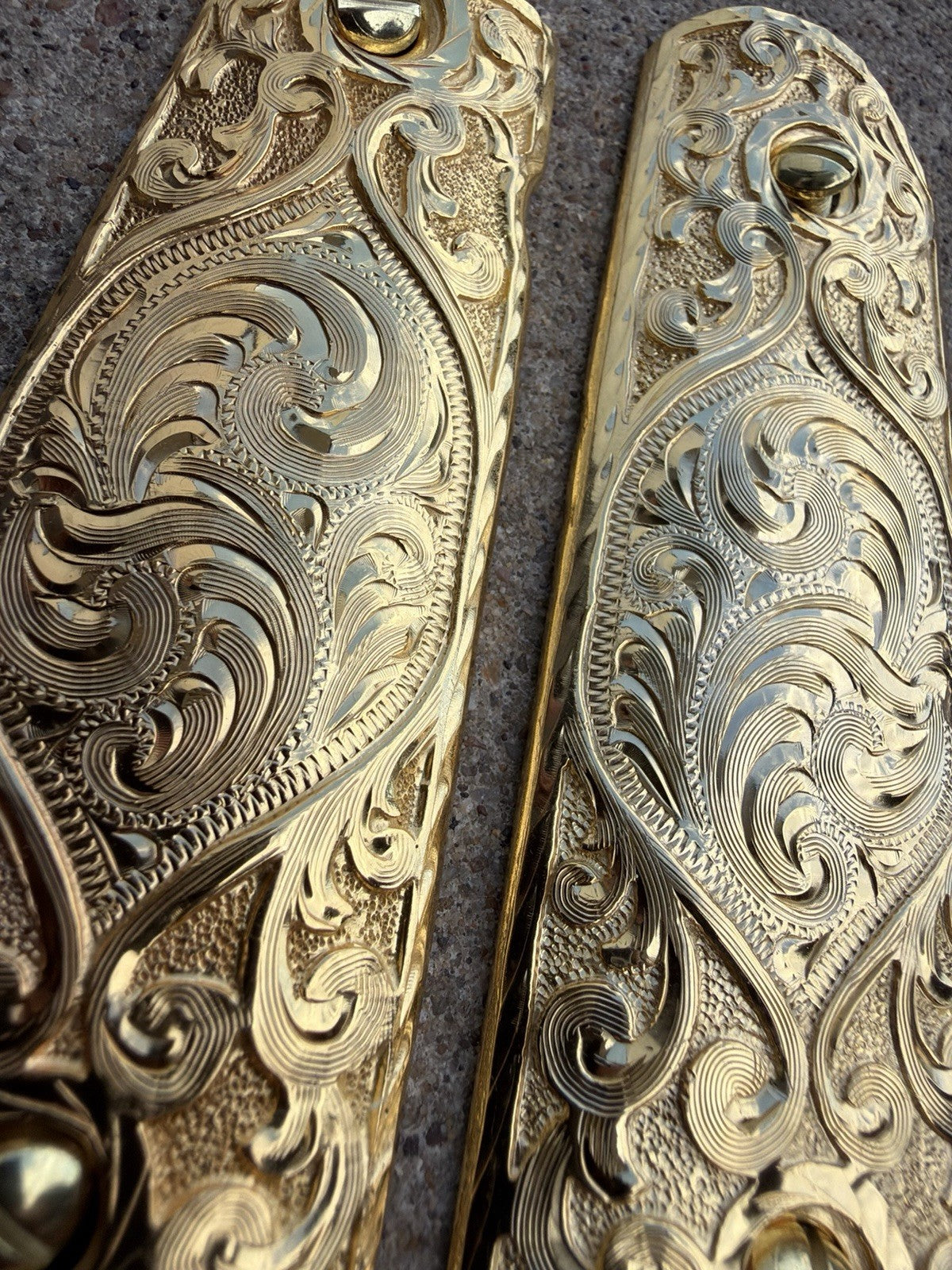 1911 45 38 Super Full Size Gold Gun Pistol Grip Cachas Chapeado & 24K Screws