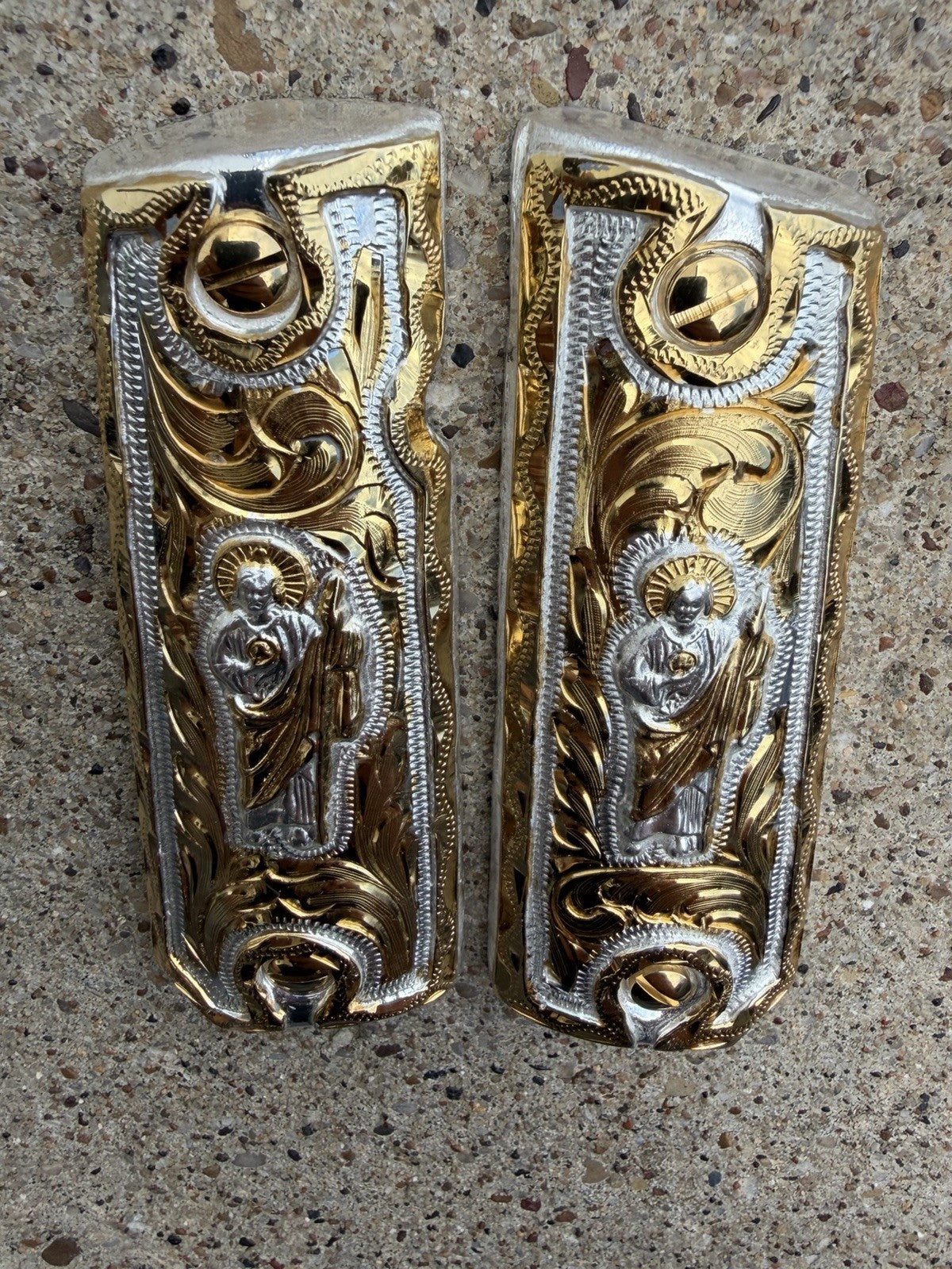 1911 45 38 Super Full Size San Judas Gold Gun Pistol Grip Cachas & 24K Screws