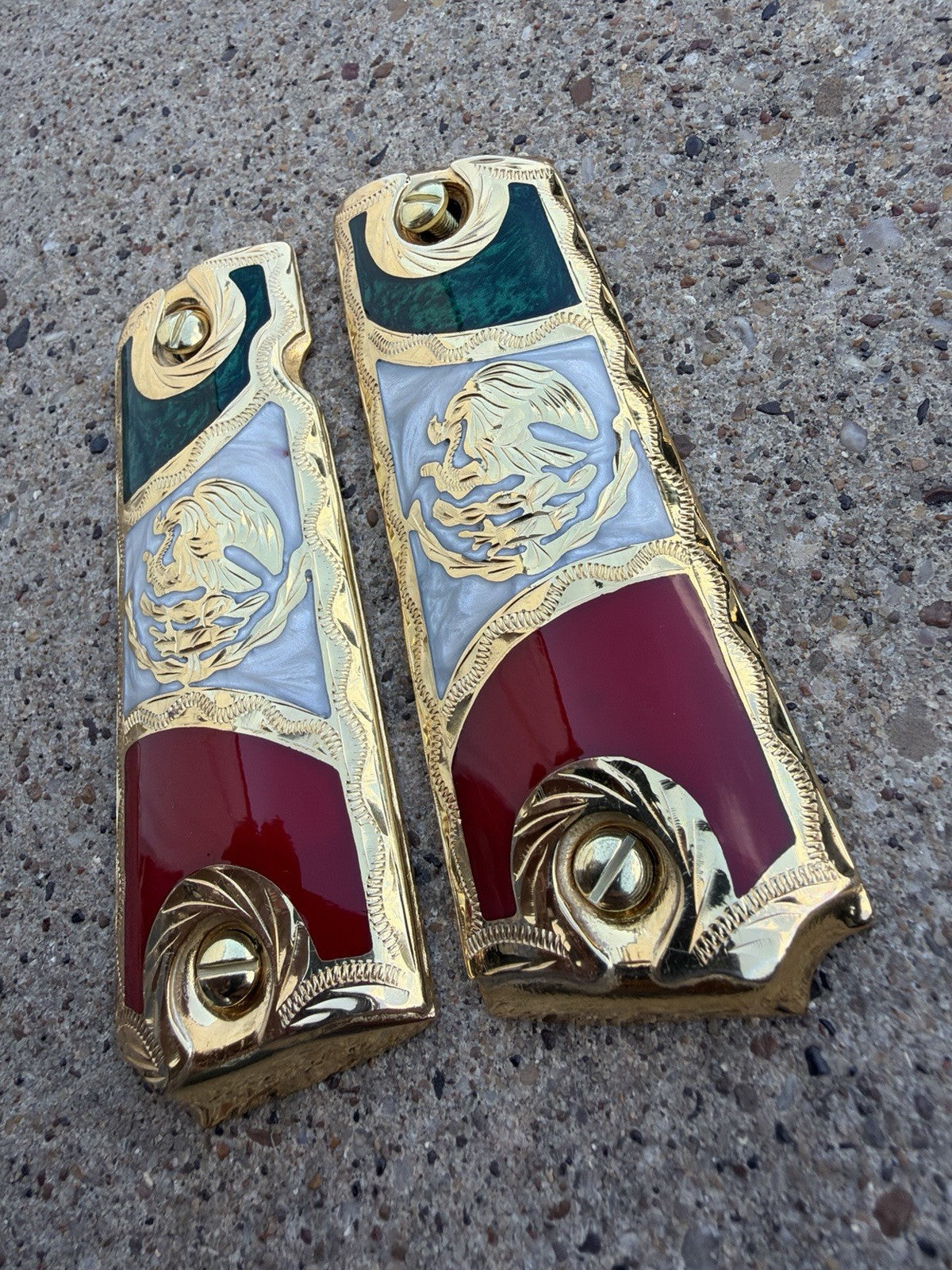 1911 45 38 Super Full Size Mexican Flag Gold Gun Pistol Grip Cachas & 24K Screws