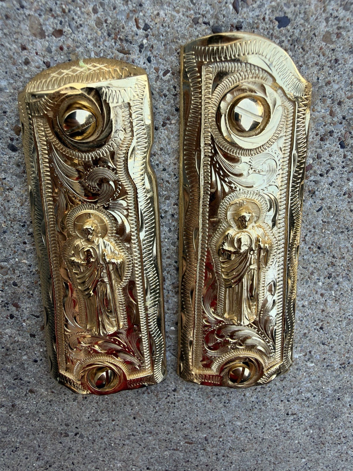 1911 45 38 Super Full Size San Judas Gold Gun Pistol Grip Cachas & 24K Screws