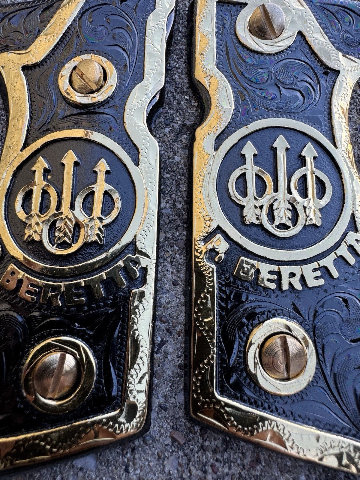 Beretta 92FS Cachas Gold Plated Pistol Custom Grips & Gold Screws