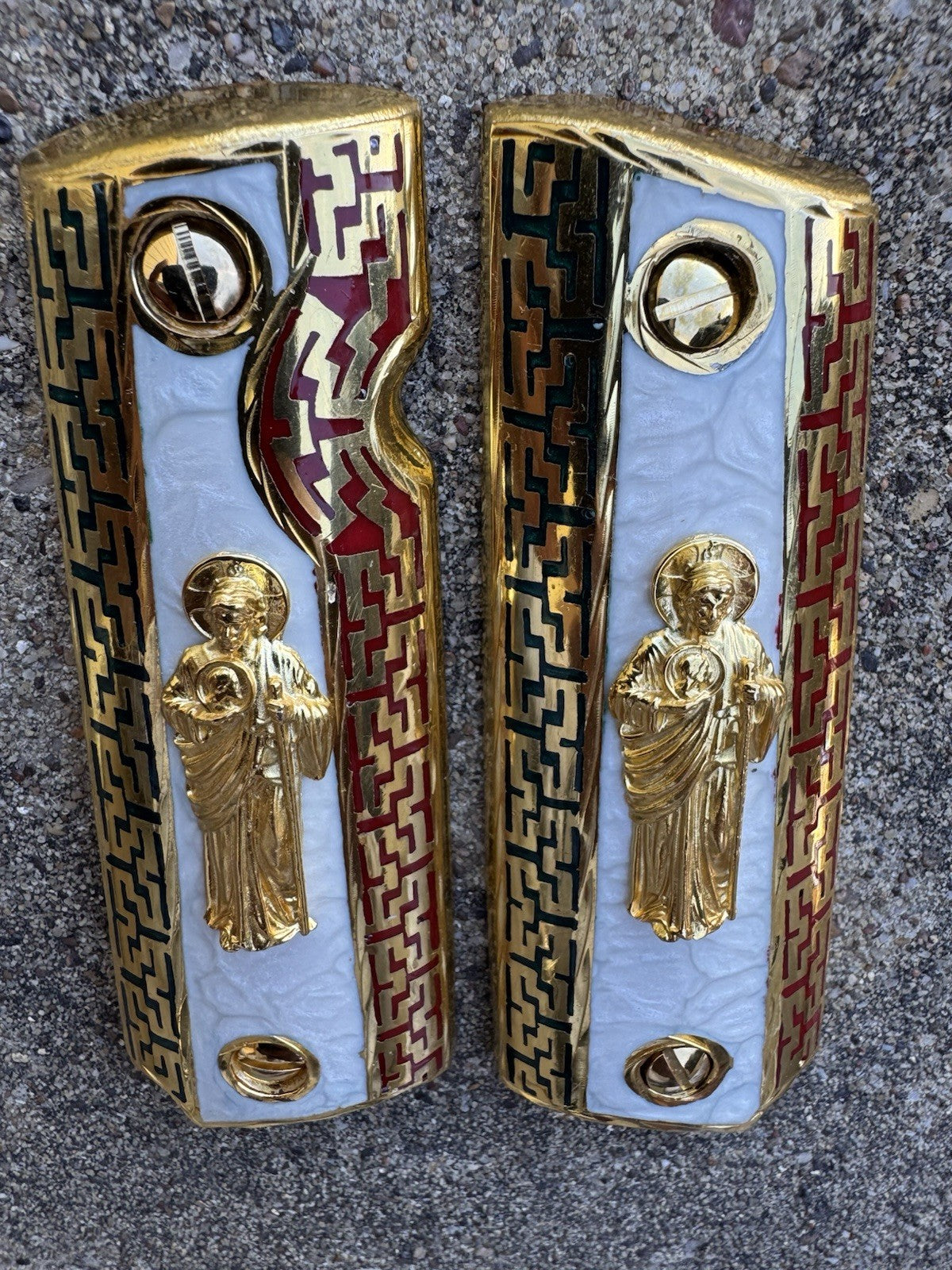 1911 45 38 Super Full Size San Judas Gold Gun Pistol Grip Cachas & 24K Screws