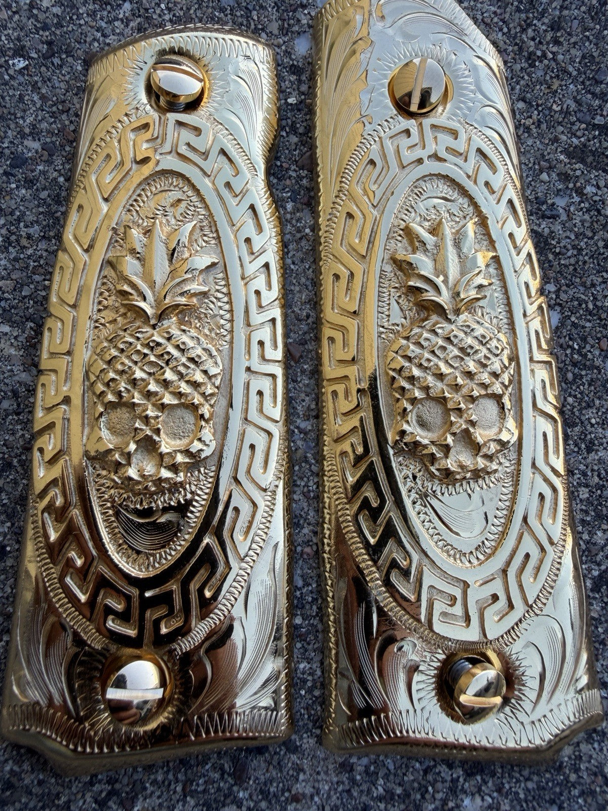 1911 45 38 Super Full Size Gold Gun Pistol Grip Cachas Chapeado & 24K Screws