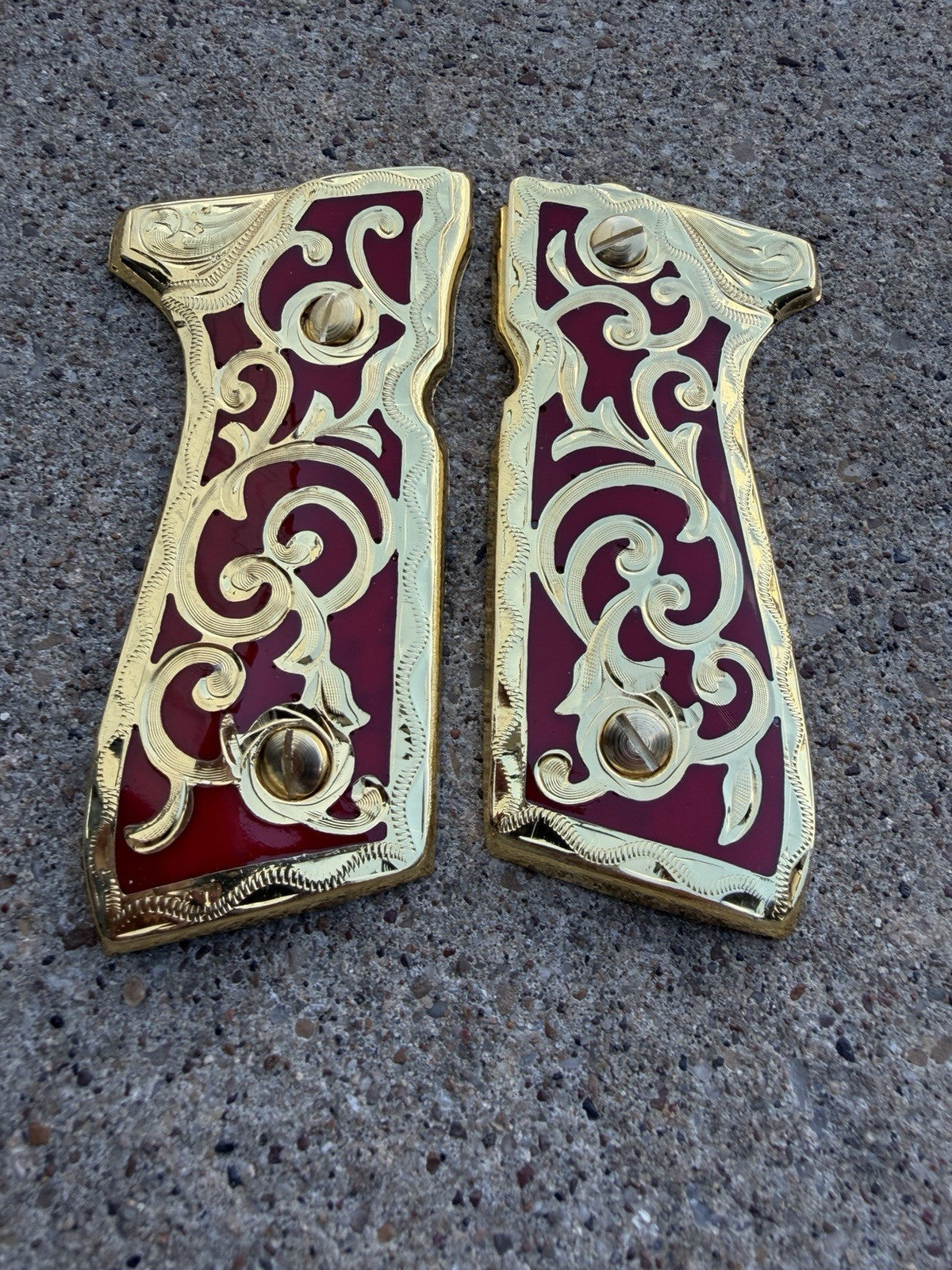 Beretta 92FS Cachas Scroll Gold Plated Pistol Custom Grips & Gold Screws