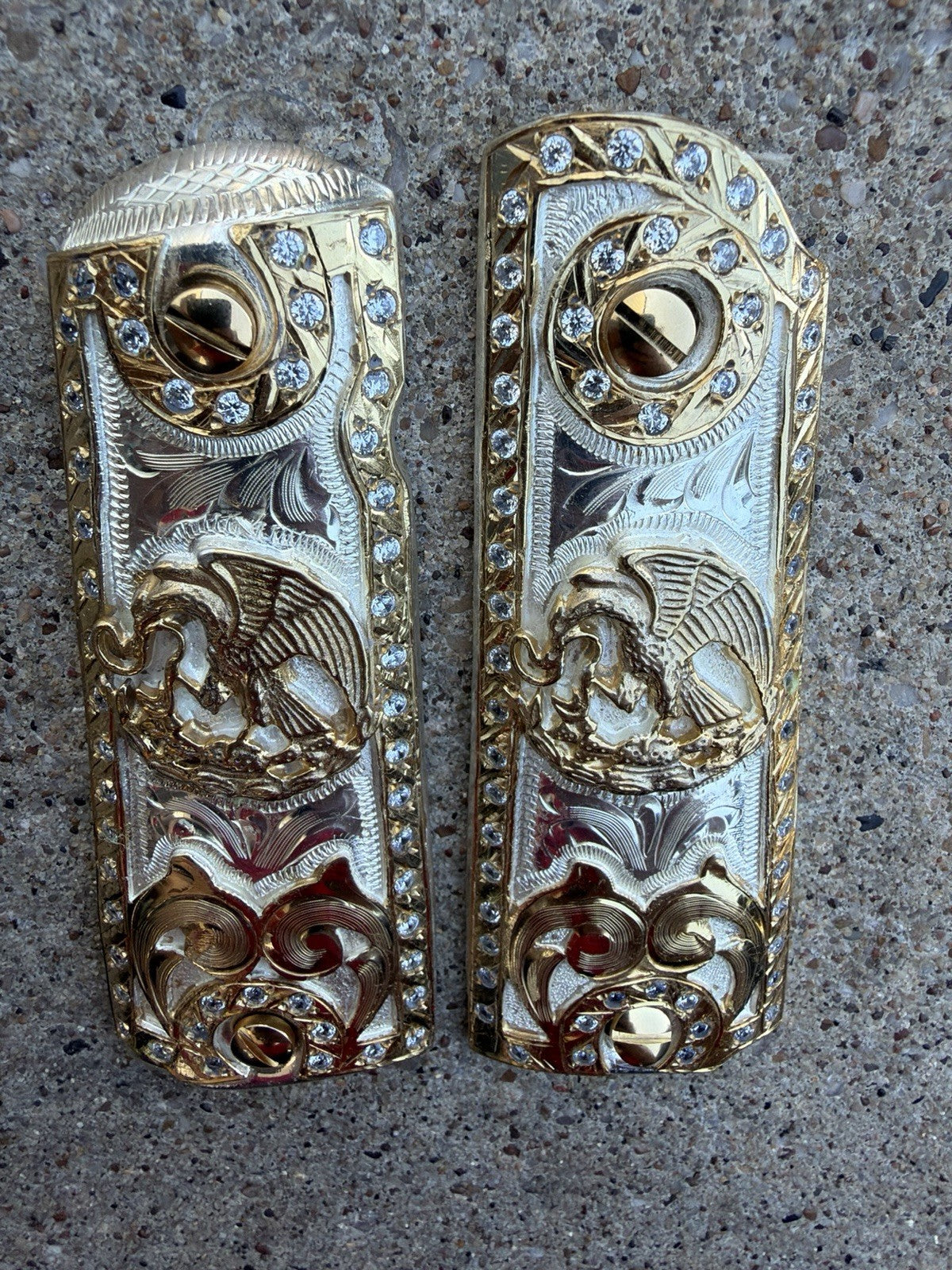 1911 ZIRCONIAS 45 38 SUPER MEXICAN EAGLE GOLD GUN PISTOL GRIP CACHAS & 24K SCREW