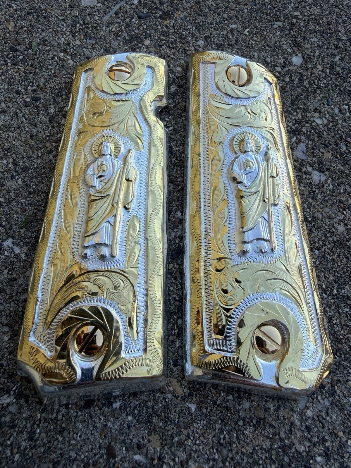 1911 45 38 Super Full Size San Judas Gold Gun Pistol Grip Cachas & 24K Screws