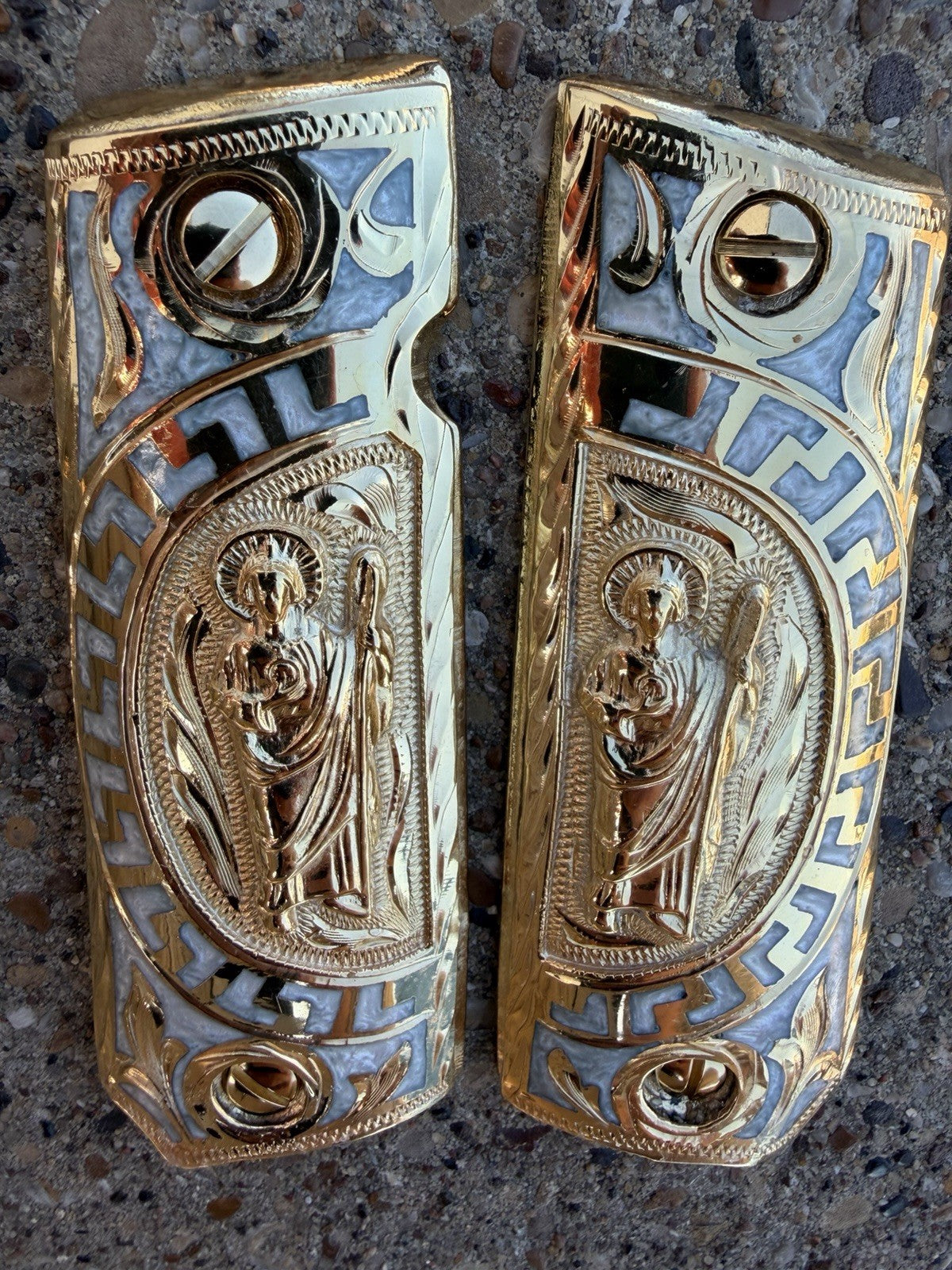 1911 45 38 Super Full Size San Judas Gold Gun Pistol Grip Cachas & 24K Screws