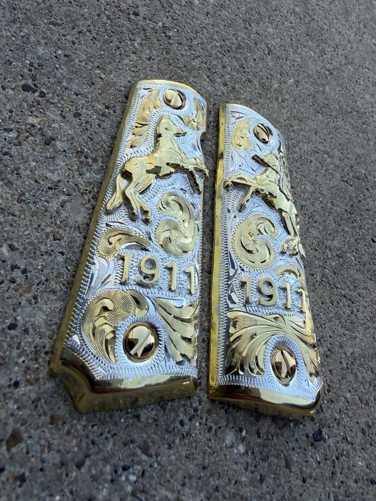 1911 45 38 Super Full Size Horse Gold Gun Pistol Grip Cachas & 24K Screws