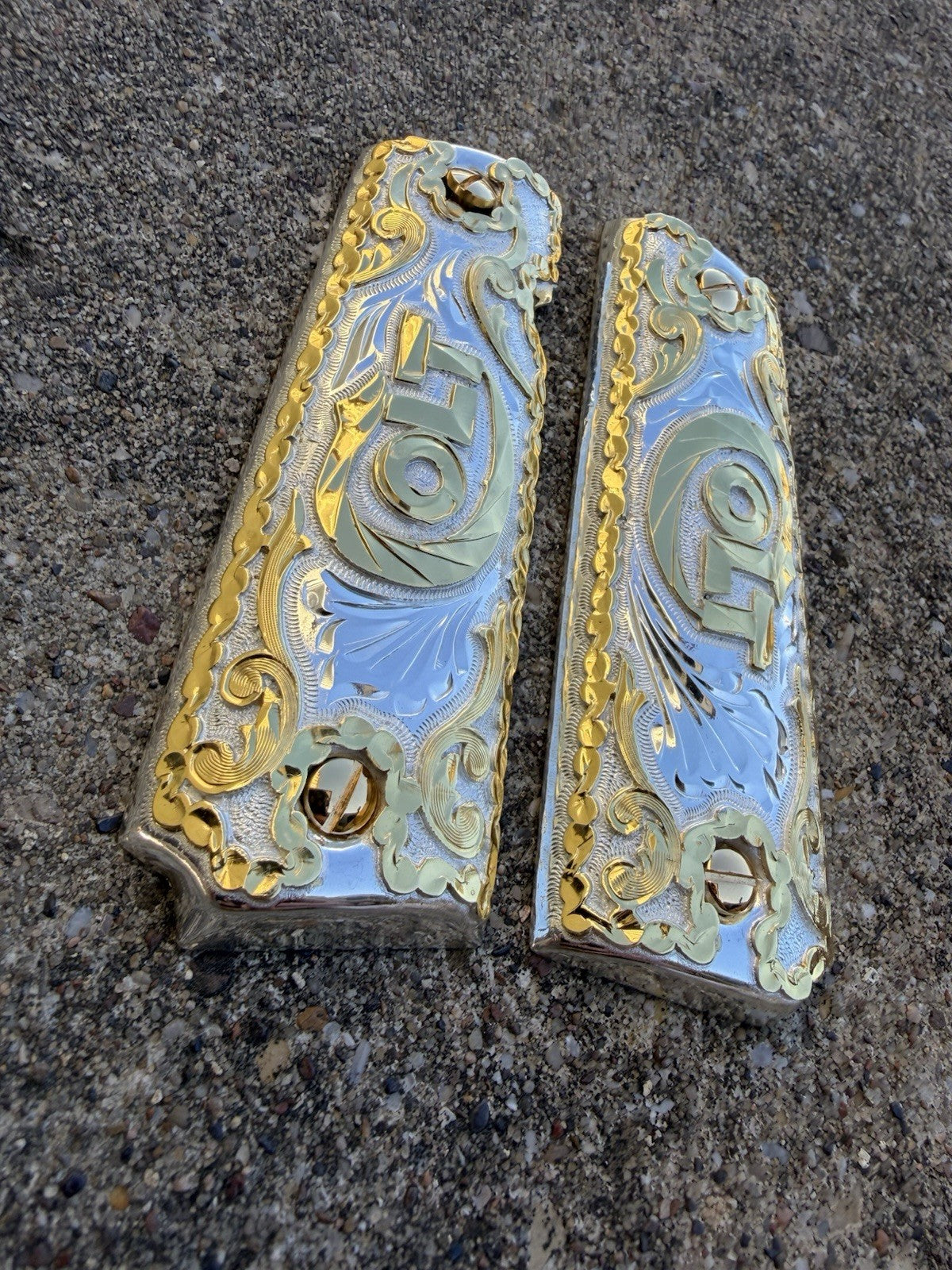 1911 45 38 Super Full Size Colt Gold Gun Pistol Grip Cachas & 24K Screws