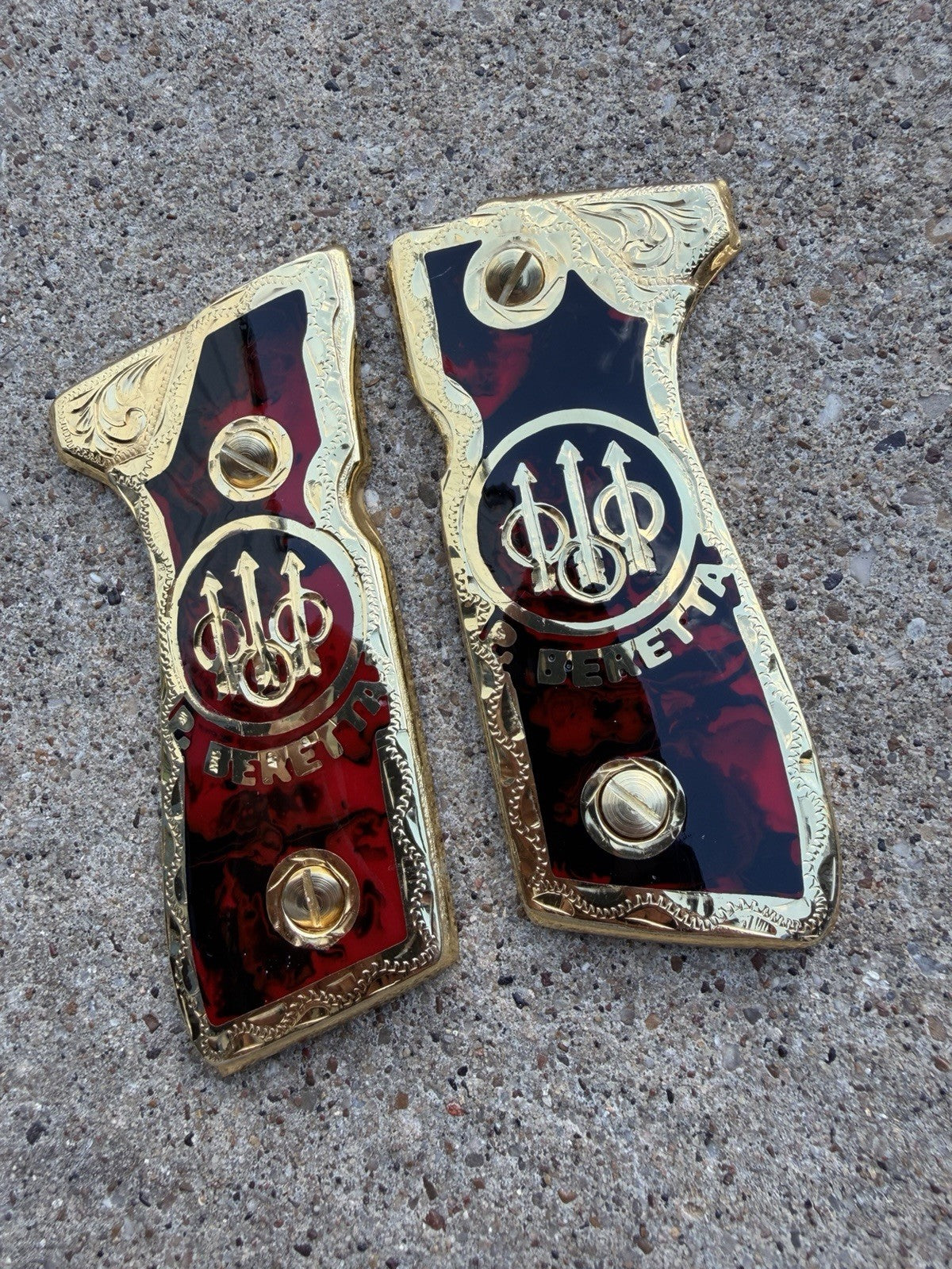 Beretta 92FS Cachas Gold Plated Pistol Custom Grips & Gold Screws