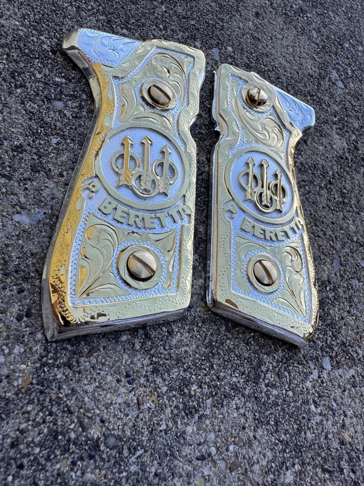 Beretta 92FS Cachas Gold Plated Pistol Custom Grips & Gold Screws