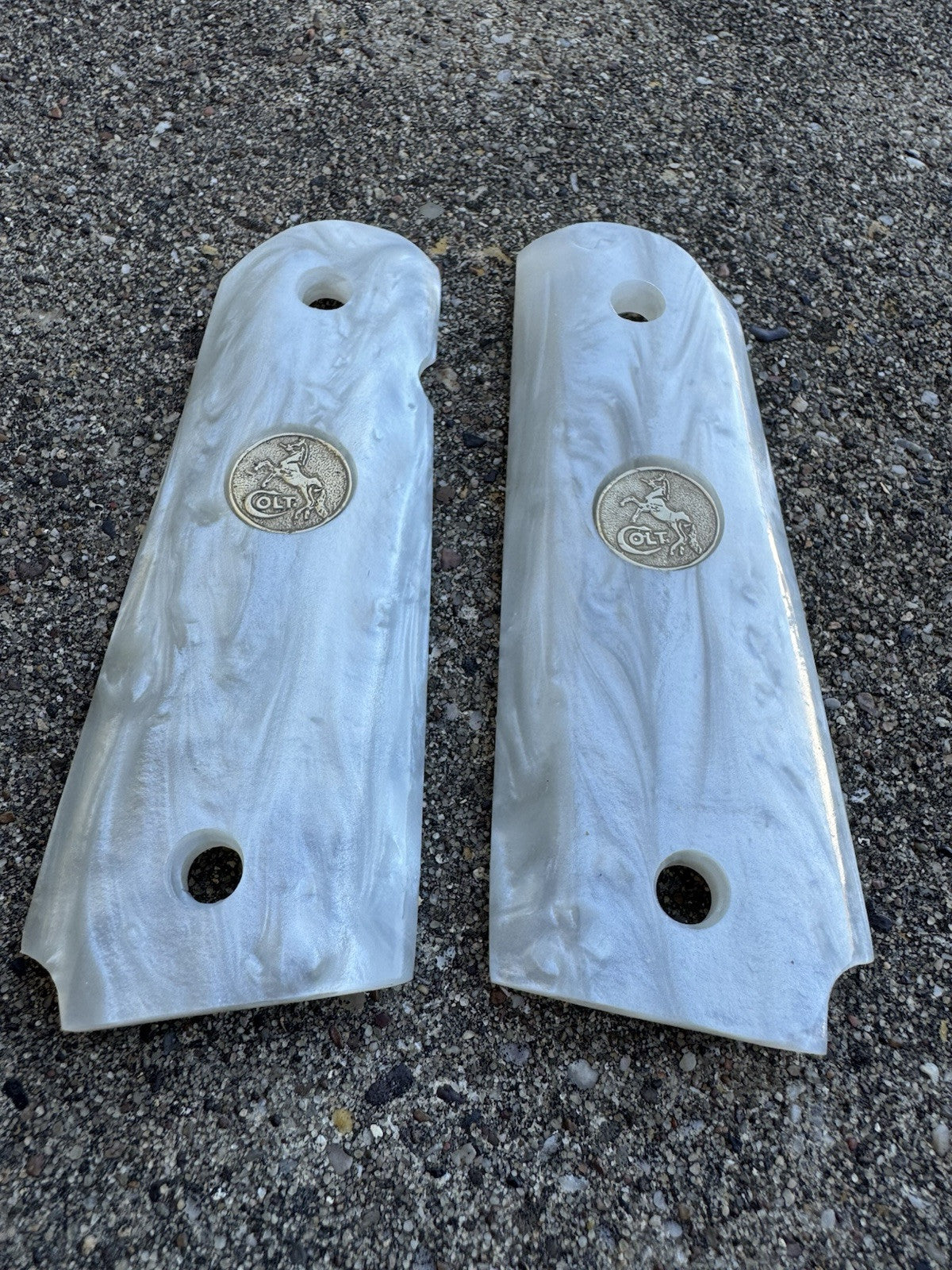 1911 45 38 Super Full Size Resin Gold Colt Coin Gun Pistol Grip Cachas