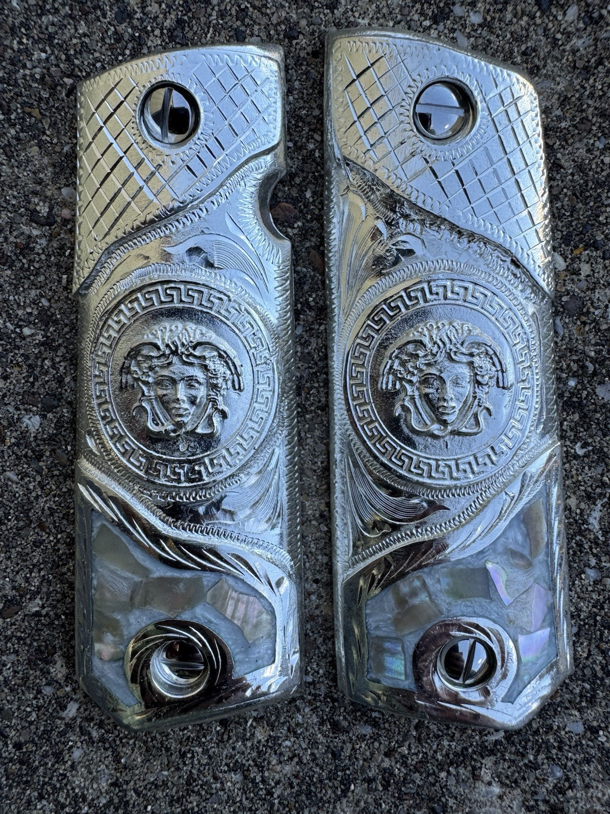 1911 45 38 Super Full Size Versace Gun Pistol Grip Cachas & Polished Screws