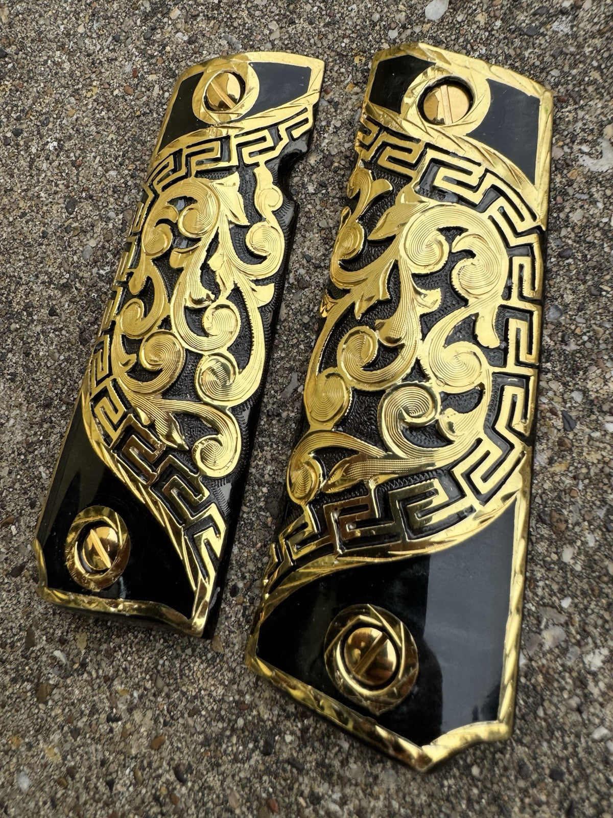 1911 45 38 Super Full Size Gold Gun Pistol Grip Cachas Chapeado & 24K Screws