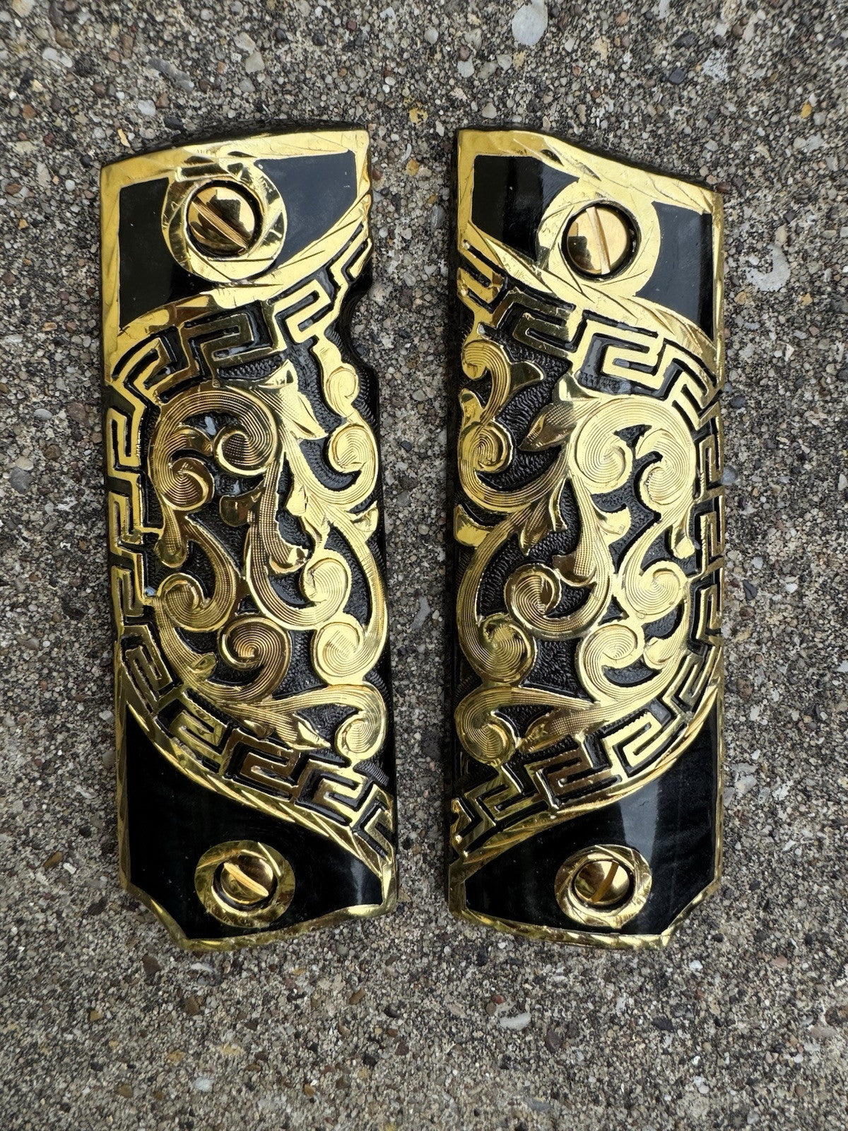 1911 45 38 Super Full Size Gold Gun Pistol Grip Cachas Chapeado & 24K Screws