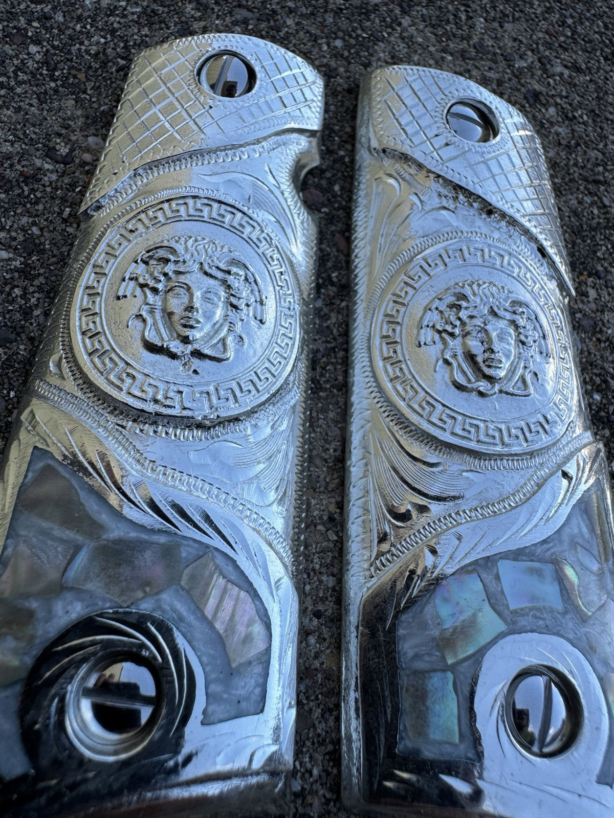 1911 45 38 Super Full Size Versace Gun Pistol Grip Cachas & Polished Screws